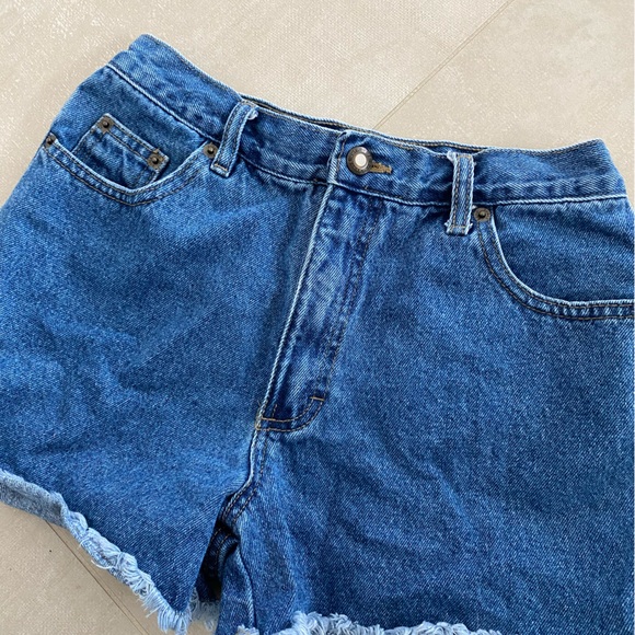 Vintage Bugle Boy Denim Booty Shorts 6 - Picture 2 of 8